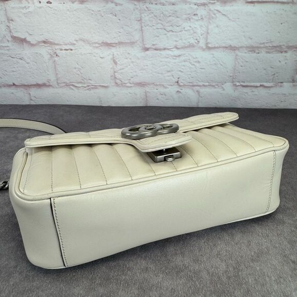 Gucci Aria Calfskin Matelasse Small GG Marmont Shoulder Bag White - Picture 7 of 15